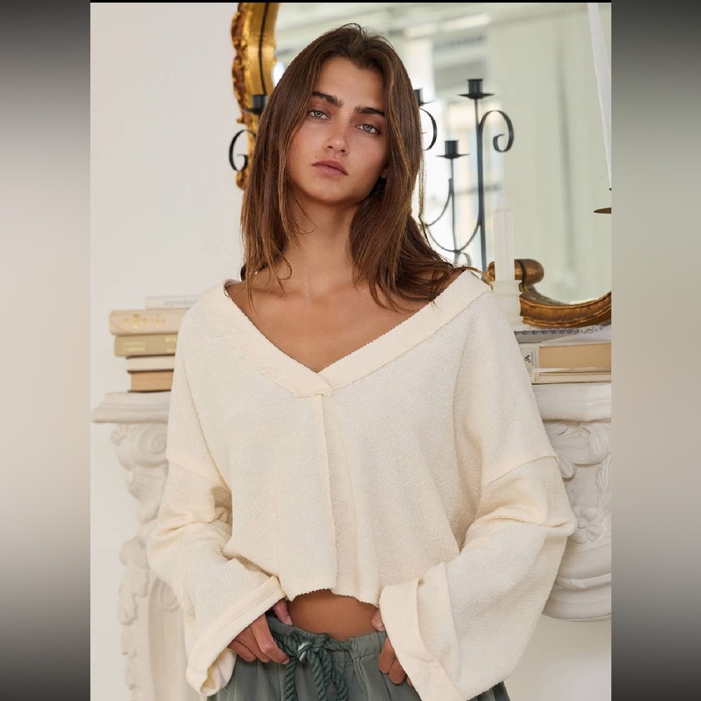 BUCKETLIST Cream Cutout Back Adjustable Tie Pullover Crop Top